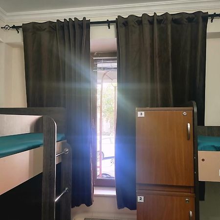 יירבאן Arevahostel&Apartment מראה חיצוני תמונה