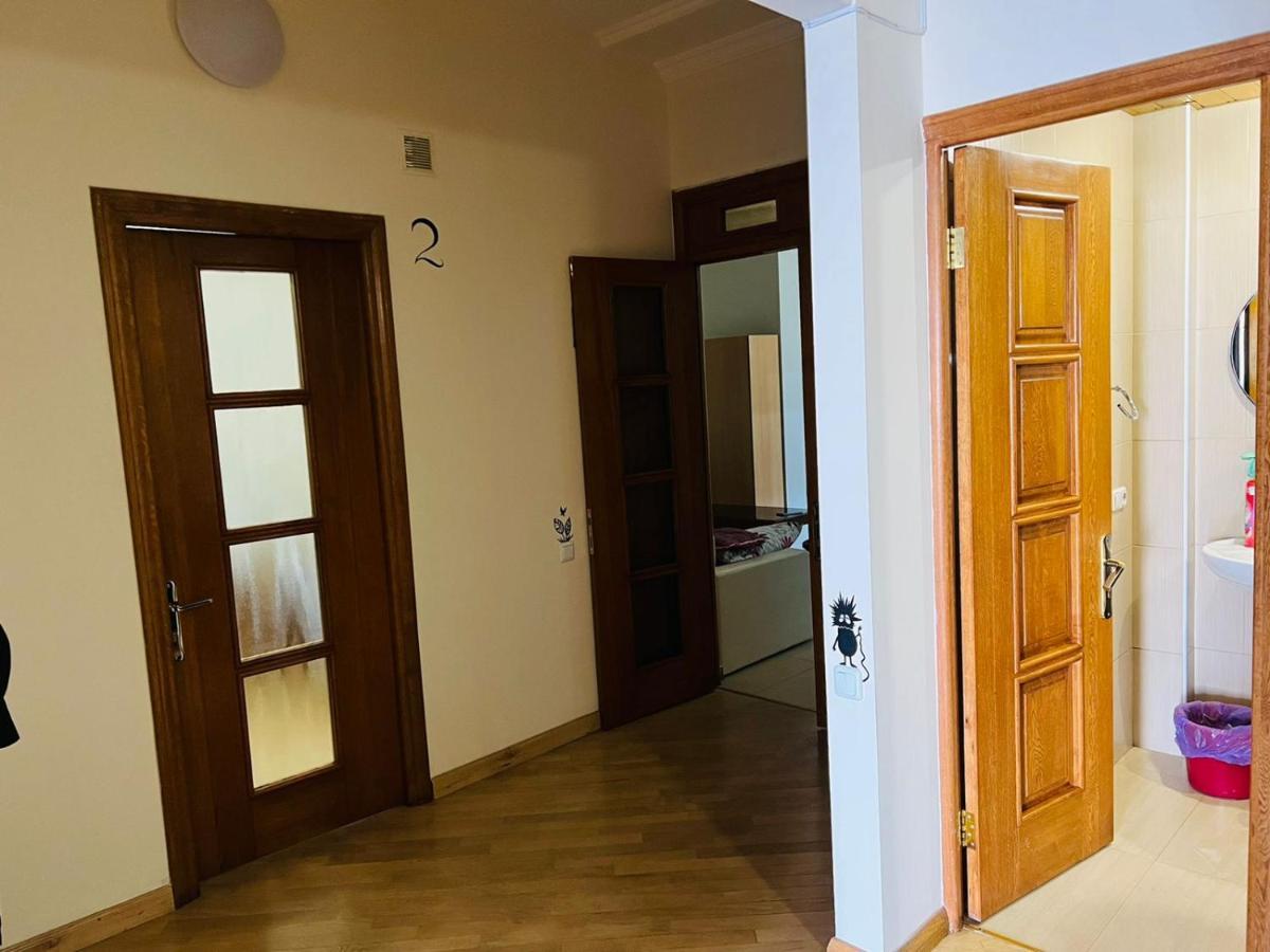 יירבאן Arevahostel&Apartment מראה חיצוני תמונה